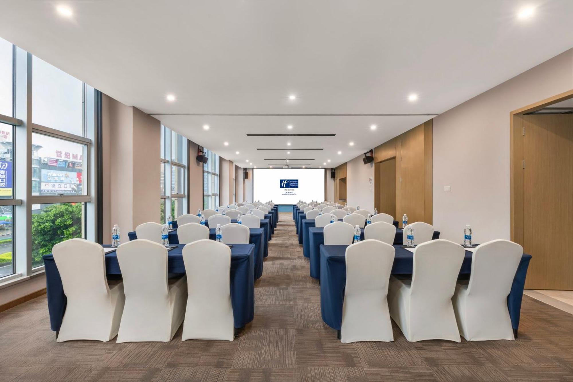 Holiday Inn Express - Xichang City Center By Ihg Esterno foto
