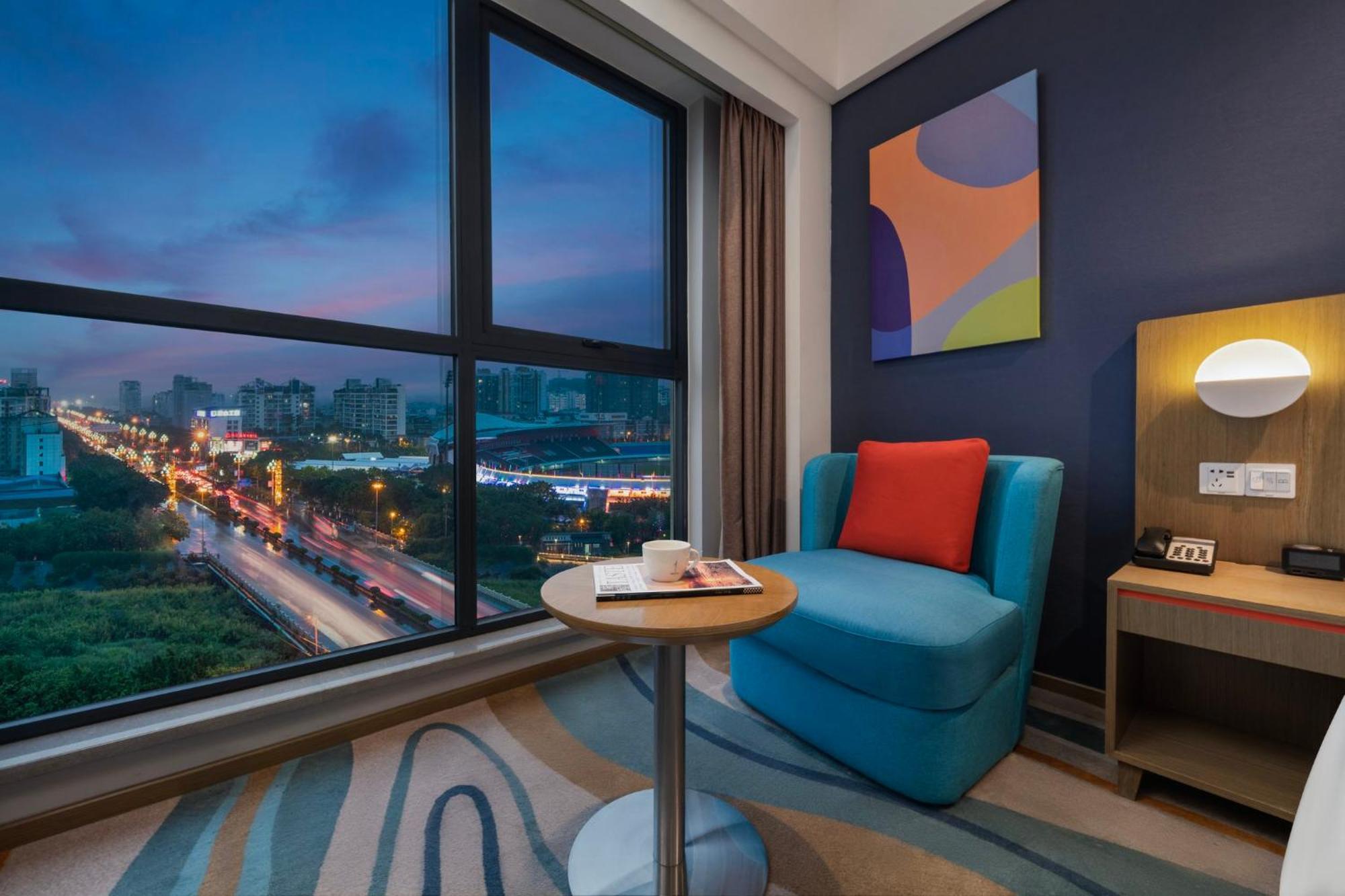Holiday Inn Express - Xichang City Center By Ihg Esterno foto