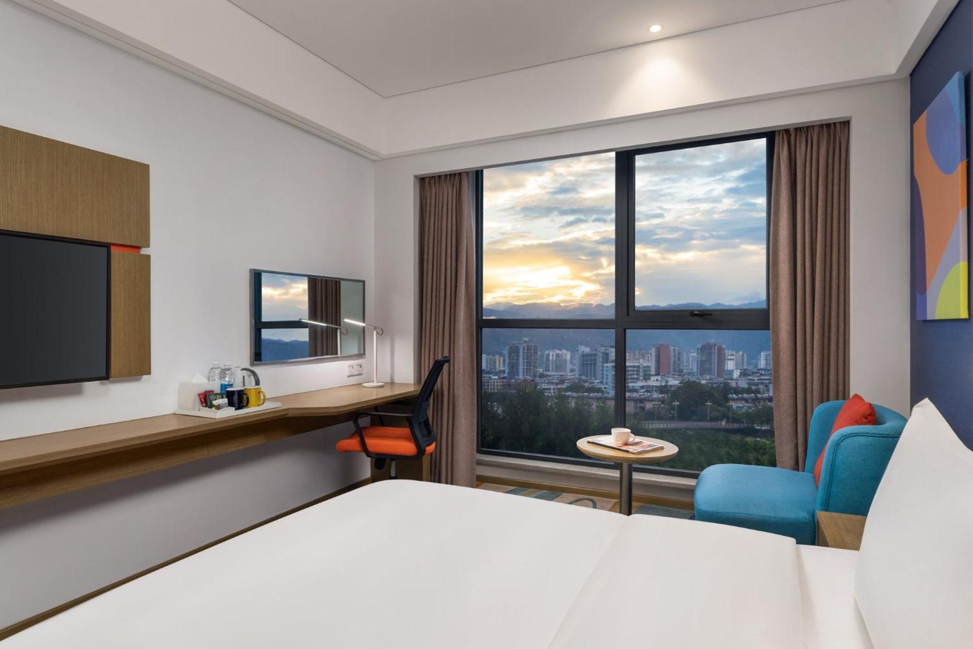 Holiday Inn Express - Xichang City Center By Ihg Esterno foto