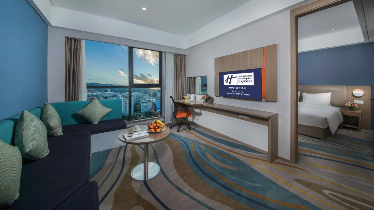 Holiday Inn Express - Xichang City Center By Ihg Esterno foto
