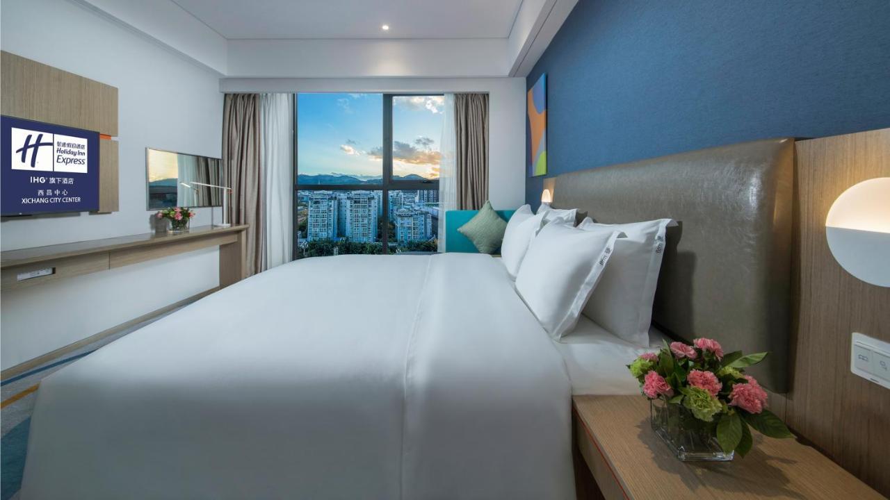 Holiday Inn Express - Xichang City Center By Ihg Esterno foto