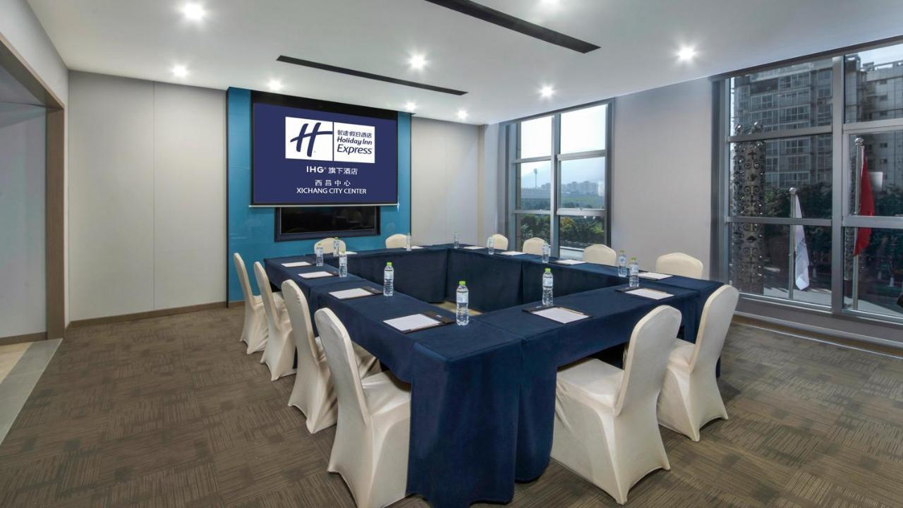 Holiday Inn Express - Xichang City Center By Ihg Esterno foto